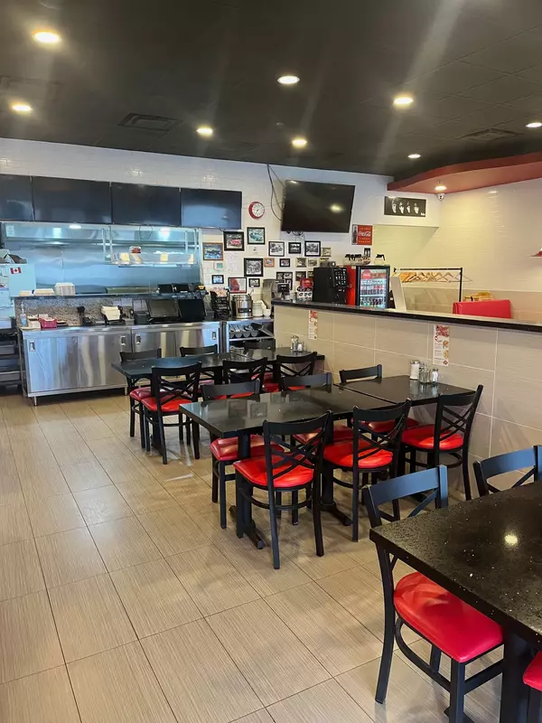 Uxbridge, ON L9P 1S9,4 Banff RD