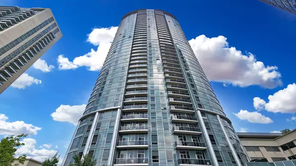 125 Village Green SQ #3701, Toronto E07, ON M1S 0G3