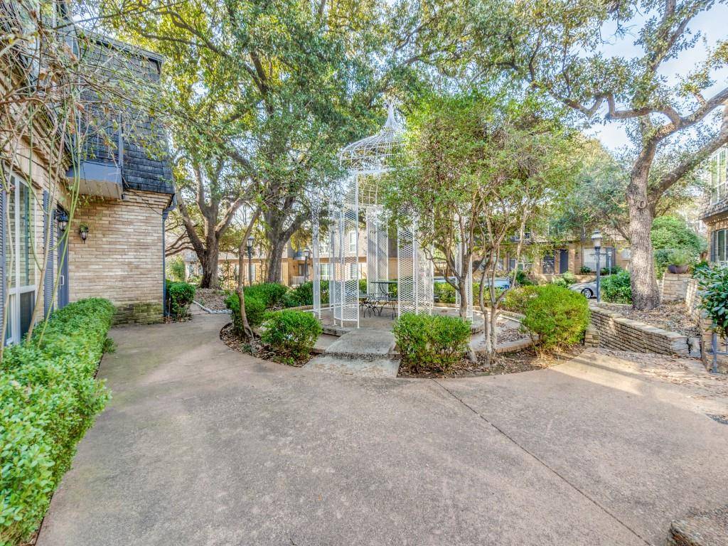 Dallas, TX 75235,5045 Cedar Springs Road #216