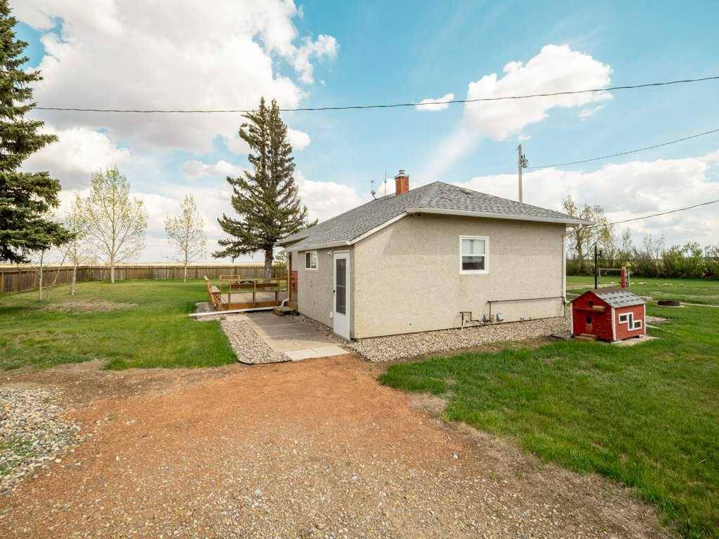 Rural Vulcan County, AB T0L 0N0,132066 Range Road 242