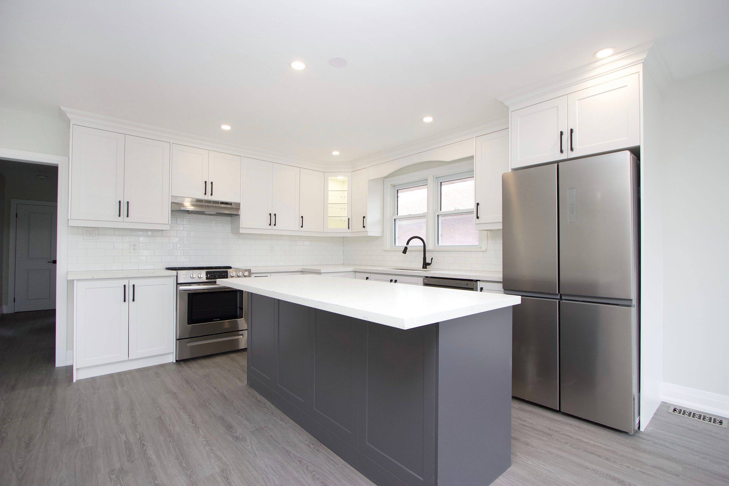 Oshawa, ON L1H 2R7,632 Olive AVE