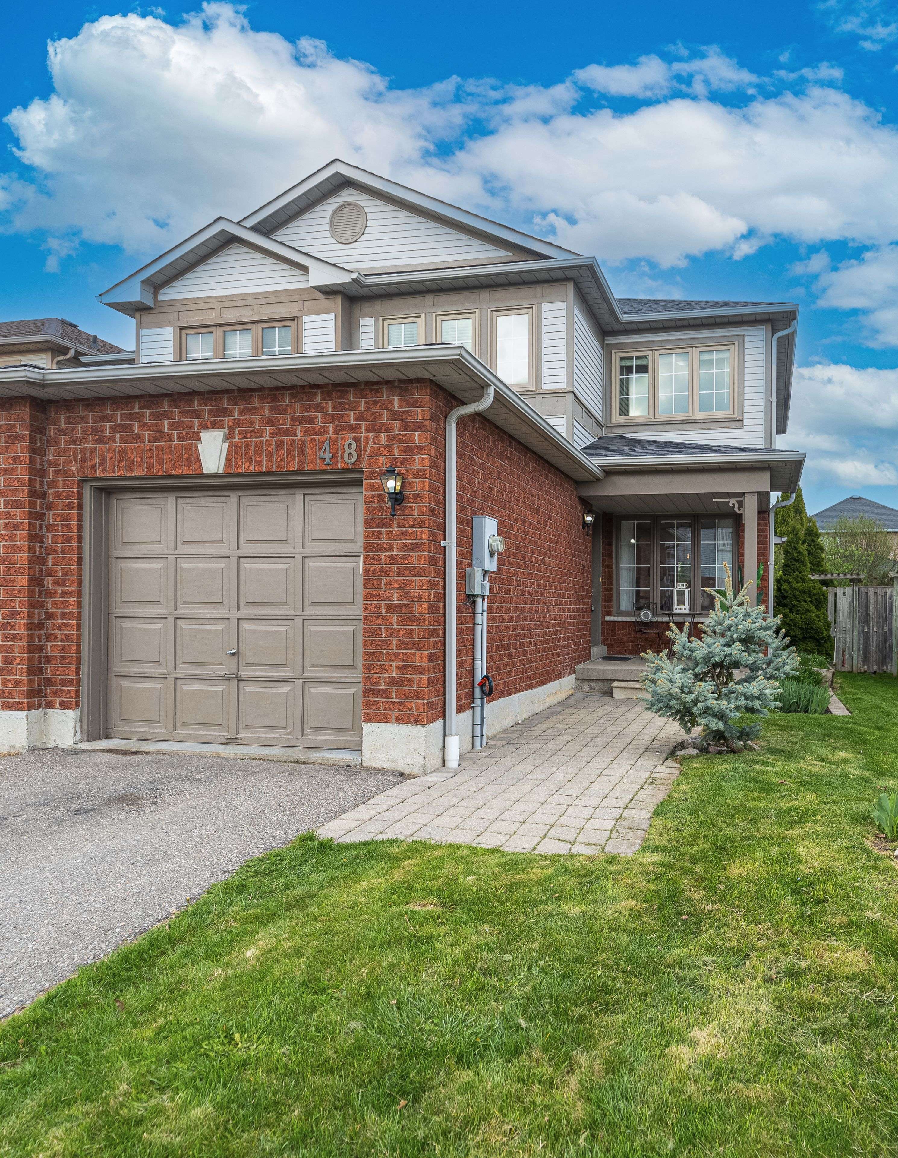 Whitby, ON L1R 2N4,48 Greengrove WAY
