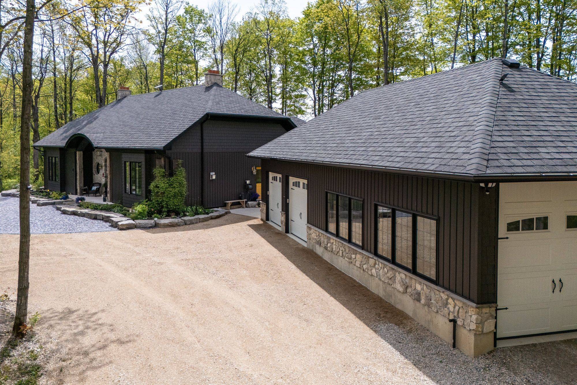 Chatsworth, ON N0H 1R0,583724 Sideroad 60 N/A