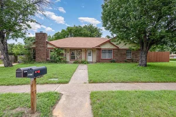 Euless, TX 76039,3013 Timothy Lane