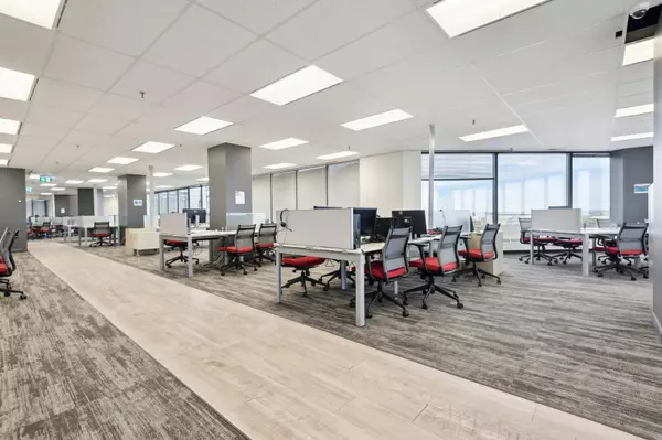 Toronto E11, ON M1B 5N1,325 Milner AVE #1111