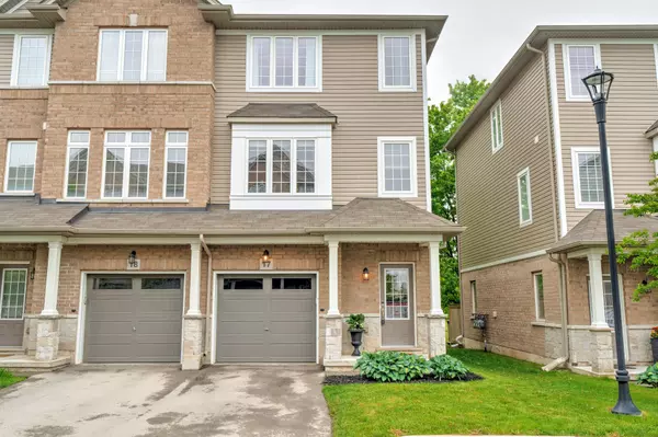 122 Dundas ST E #17, Hamilton, ON L9H 7N3