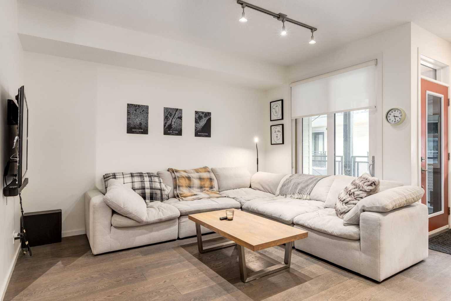 Calgary, AB T2T3E7,1719 9A ST SW #309