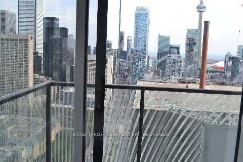 Toronto C01, ON M5G 1S9,426 University AVE #3808