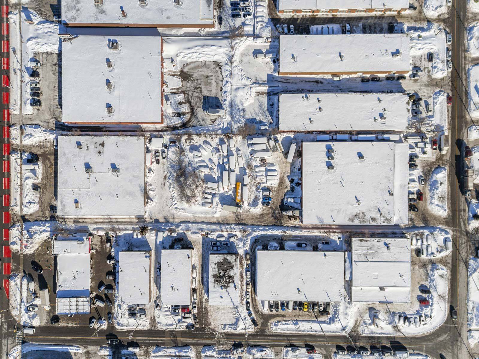 Toronto E04, ON M1P 2L6,1309 Kennedy RD