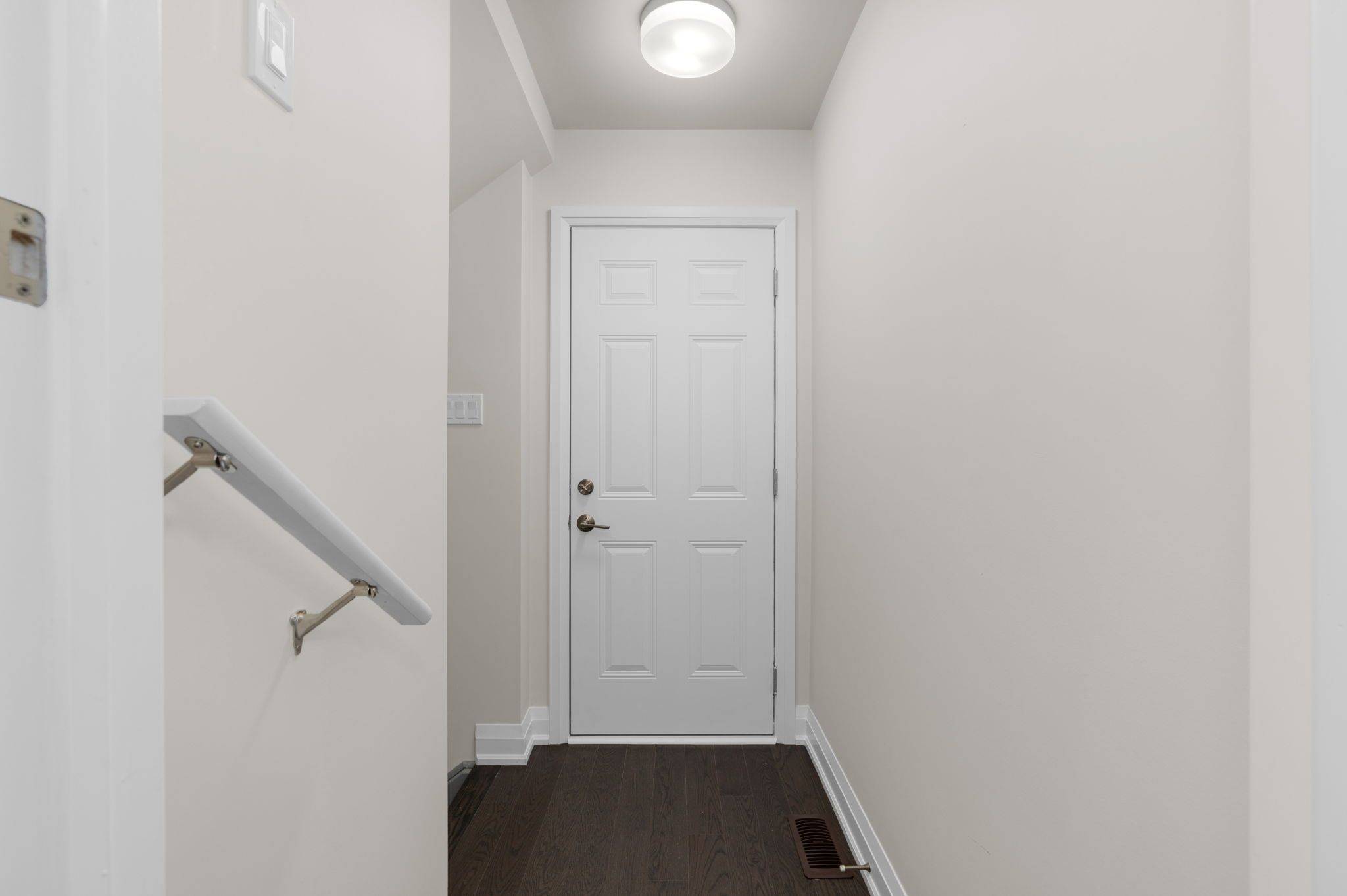 Springwater, ON L9X 2C8,42 Periwinkle RD