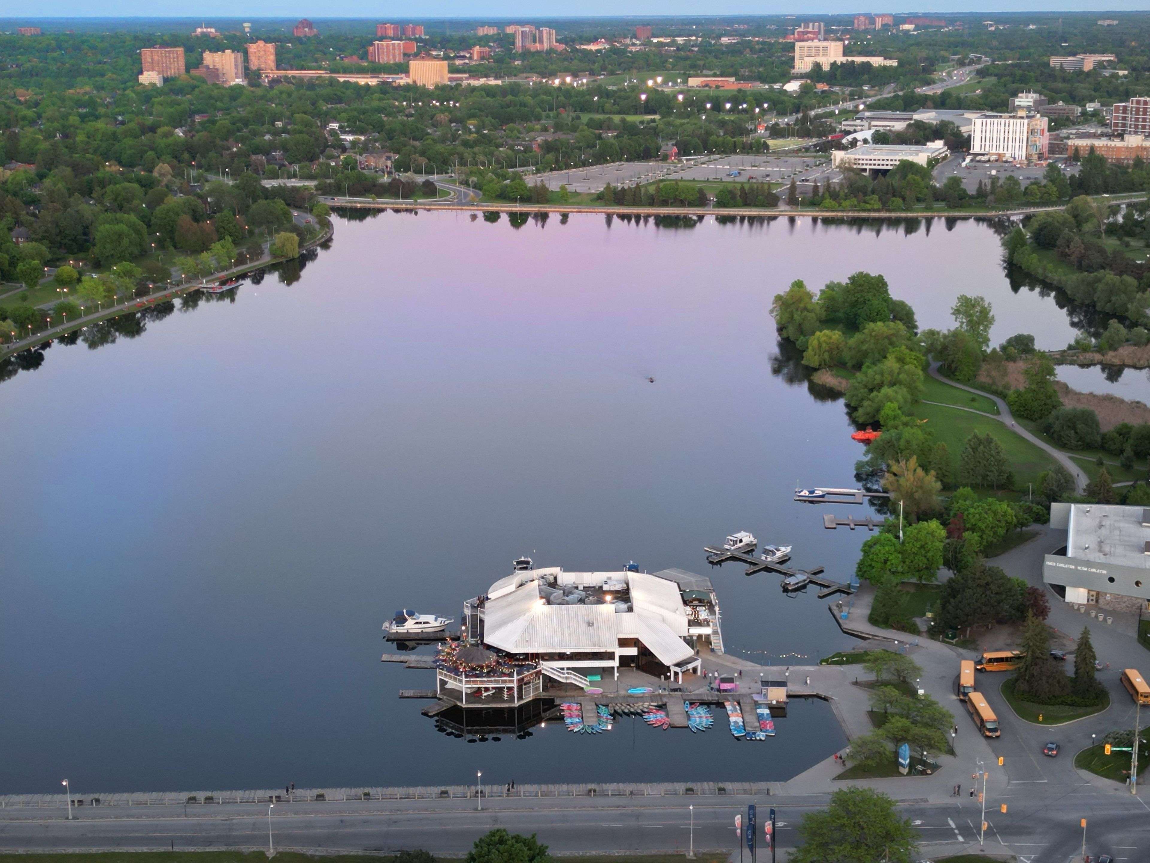 Dows Lake - Civic Hospital And Area, ON K1S 5W9,805 Carling AVE N #4003