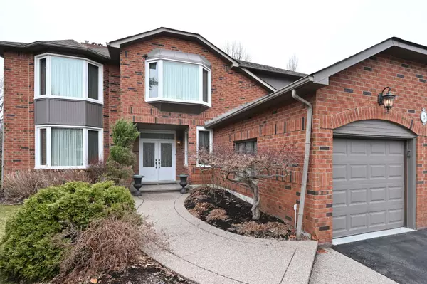 Brampton, ON L6Z 3G4,15 Brookbank CT