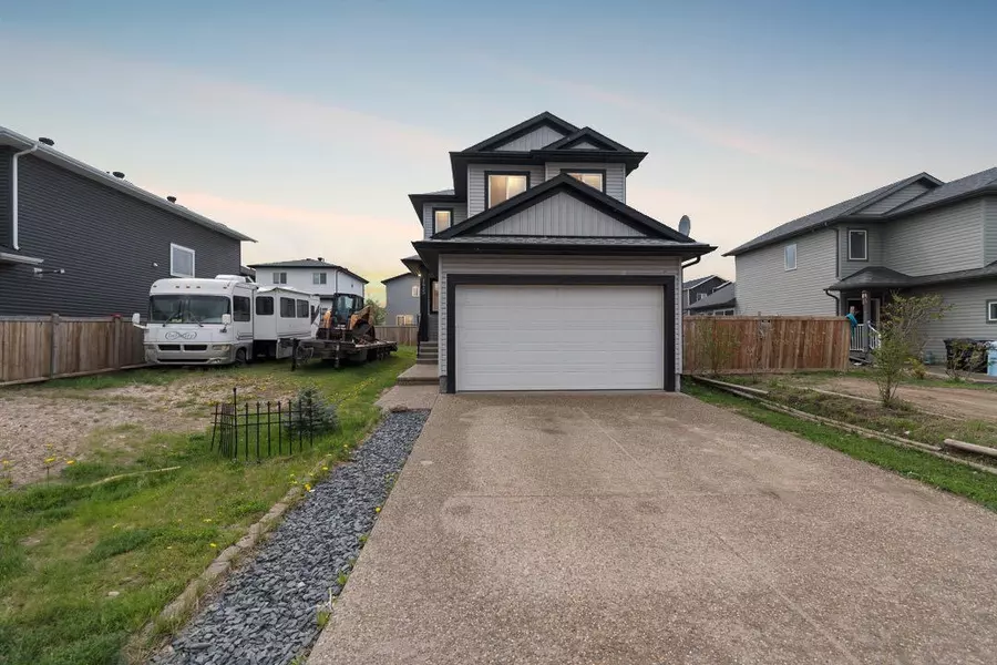 175 Aldergrove AVE, Fort Mcmurray, AB T9J 1E6