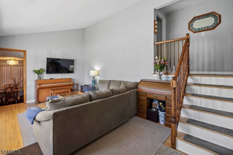 Woodbridge Twp., NJ 07067,69 Claridge Pl