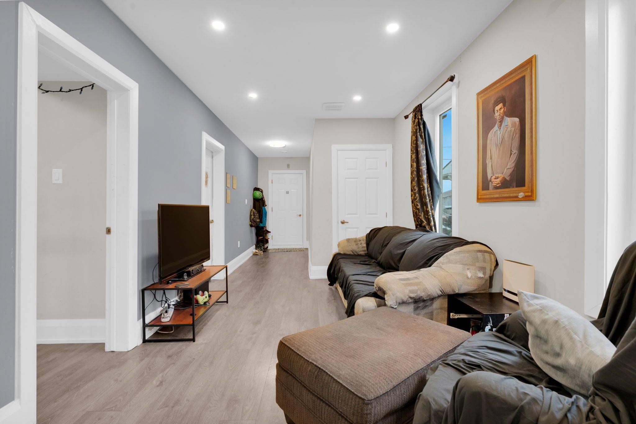 Fort Erie, ON L2A 2M9,311-313 Gilmore RD