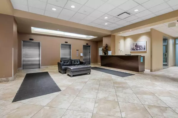 Calgary, AB T2P 0G7,738 3 AVE SW #307