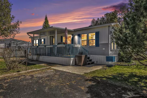 10 Yvette Private, Stittsville - Munster - Richmond, ON K0A 1B0