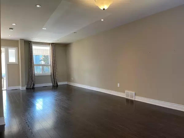 Hamilton, ON L8L 7K9,109 Belview AVE