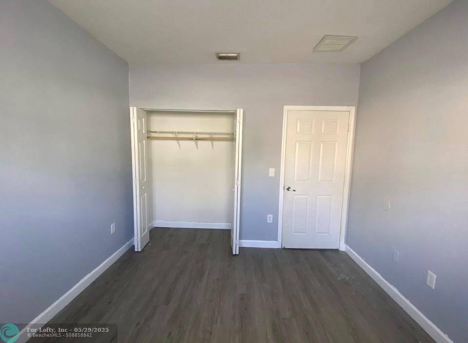 Homestead, FL 33033,2730 NE 4th St #106