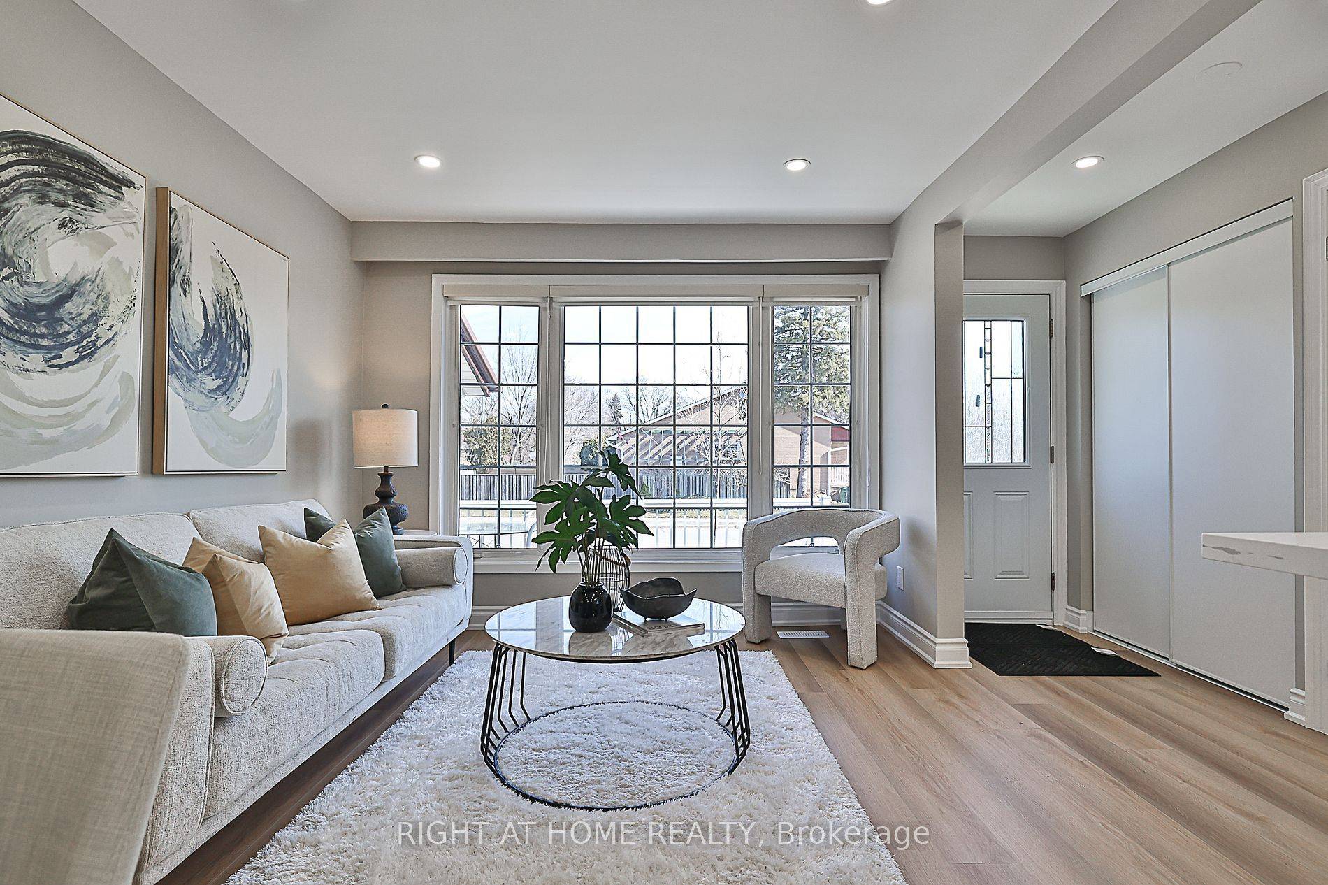 Toronto C13, ON M3A 2W4,55 Combermere DR