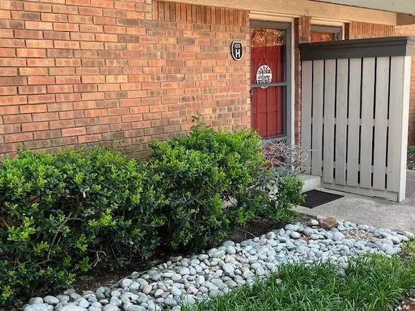 Farmers Branch, TX 75234,2810 Lineville Drive #103H
