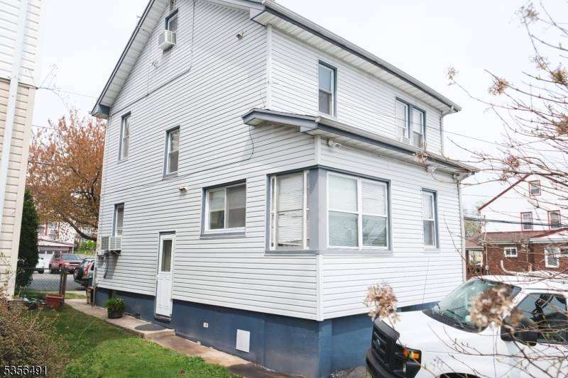 Irvington Twp., NJ 07111,56 Hillside Ter