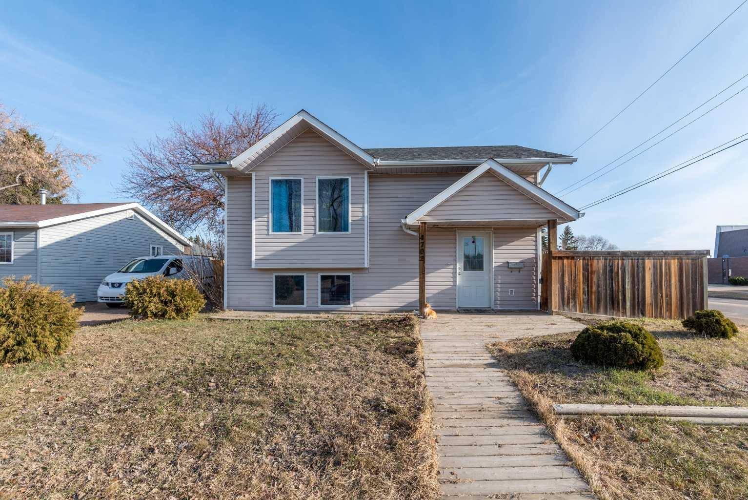 4702 39 ST, Lloydminster, SK S9V 0B7
