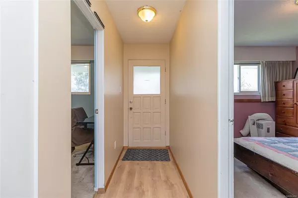 Crofton, BC V0R 1R0,8077 Arthur St