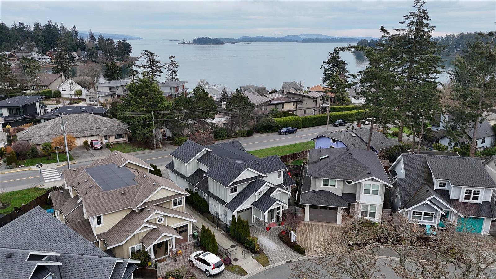 Sidney, BC V8L 3N4,2254 Markinch Pl
