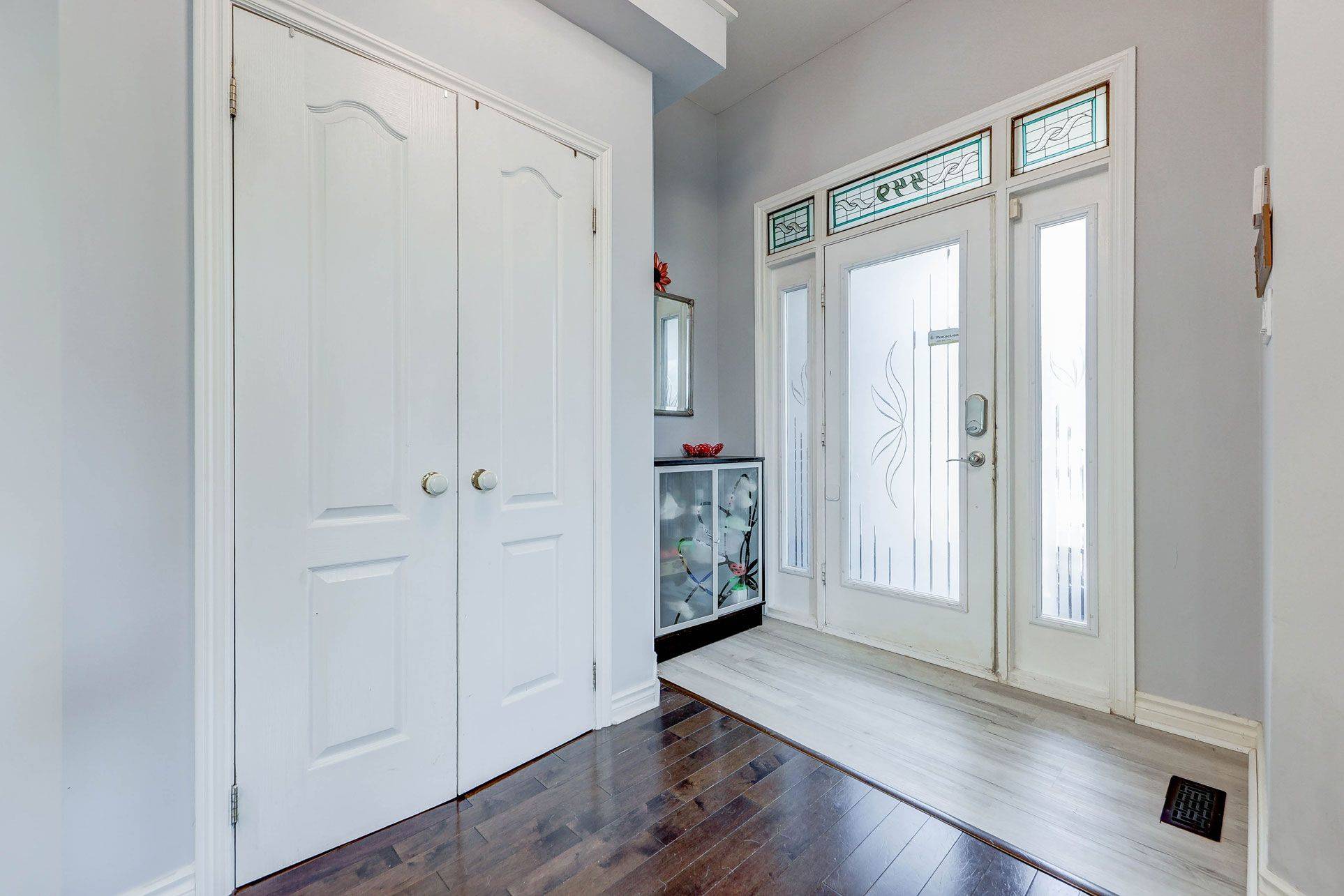 Newmarket, ON L3X 1C3,449 Alex Doner DR