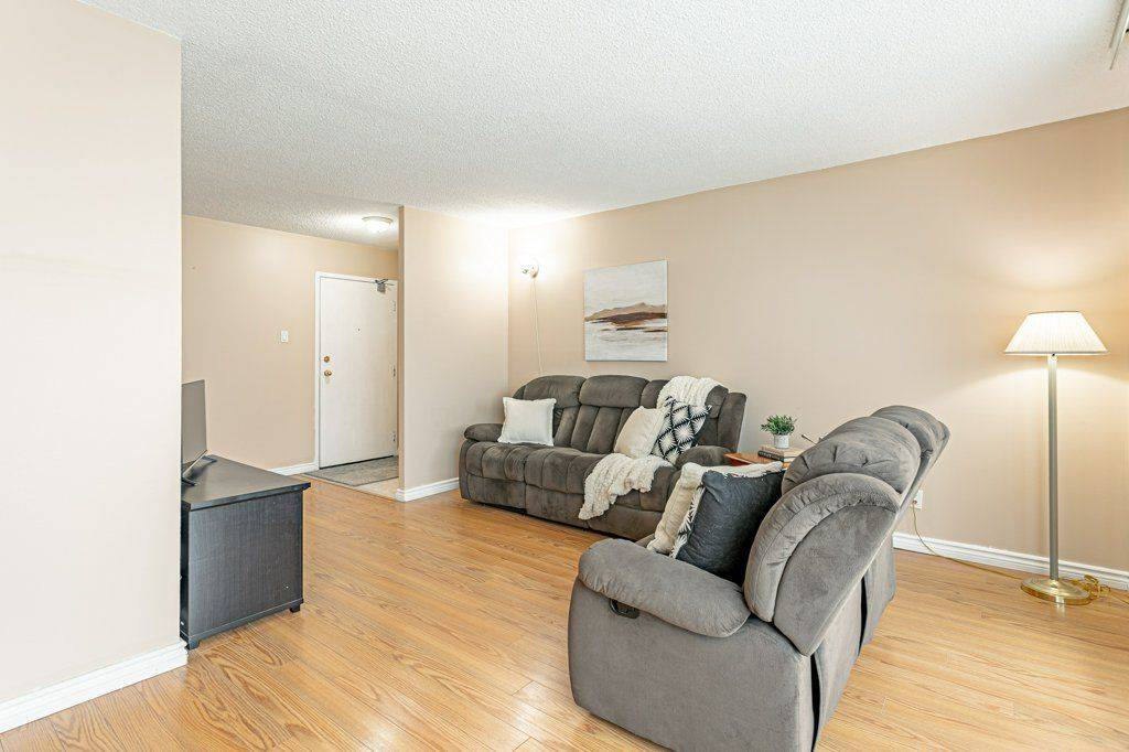 London South, ON N6E 2W8,1103 Jalna BLVD #110
