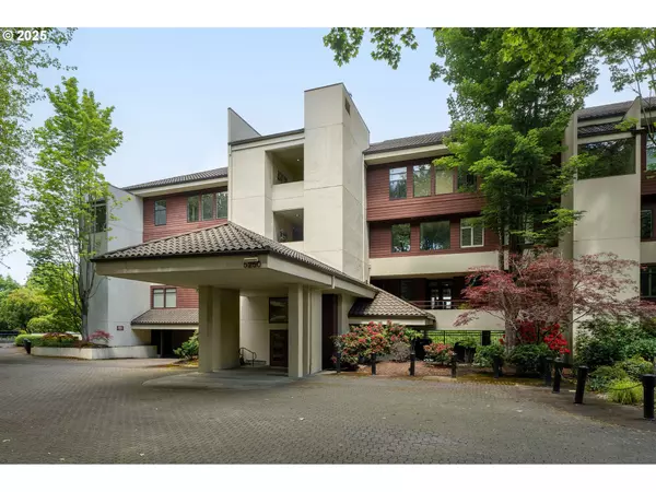 5250 S LANDING SQUARE DR #13, Portland, OR 97239