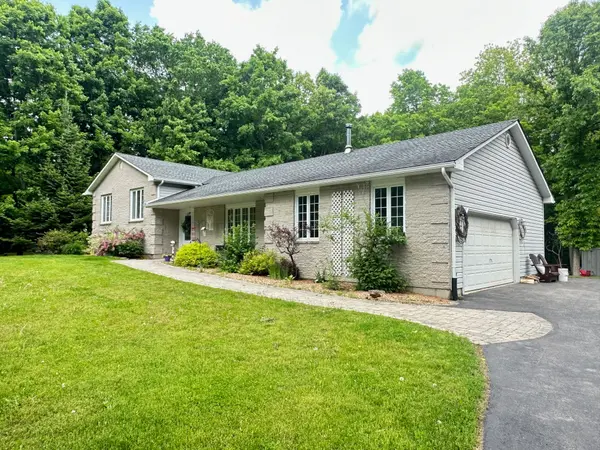 5501 Dejong RD, Augusta, ON K6V 5T2