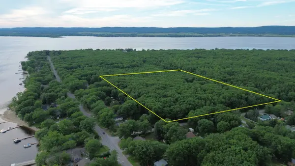 Constance Bay - Dunrobin - Kilmaurs - Woodlawn, ON K0A 3M0,125 Ritchie AVE