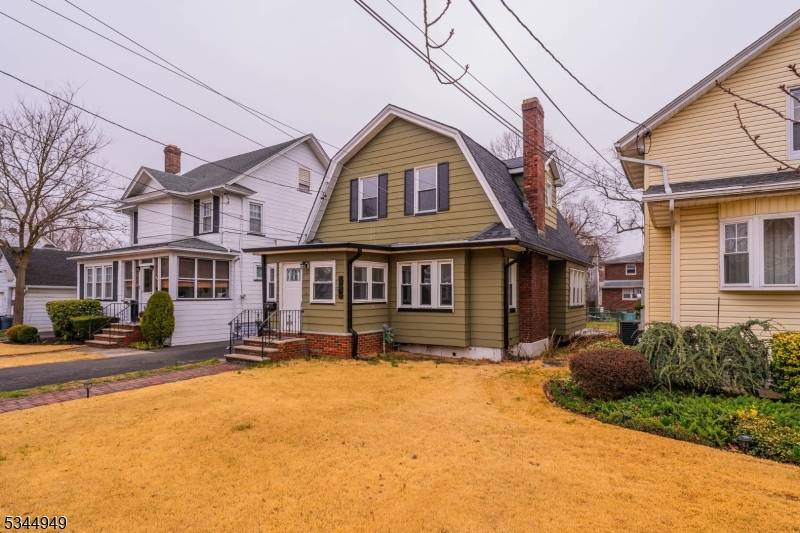 Elizabeth City, NJ 07208,165 Morristown Rd