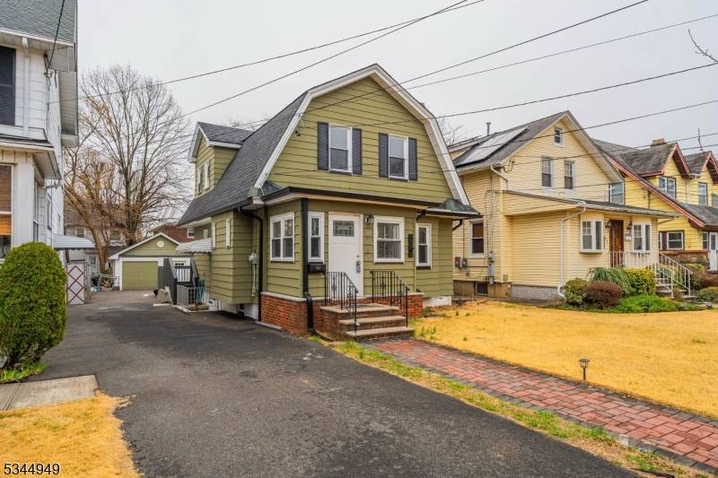 Elizabeth City, NJ 07208,165 Morristown Rd