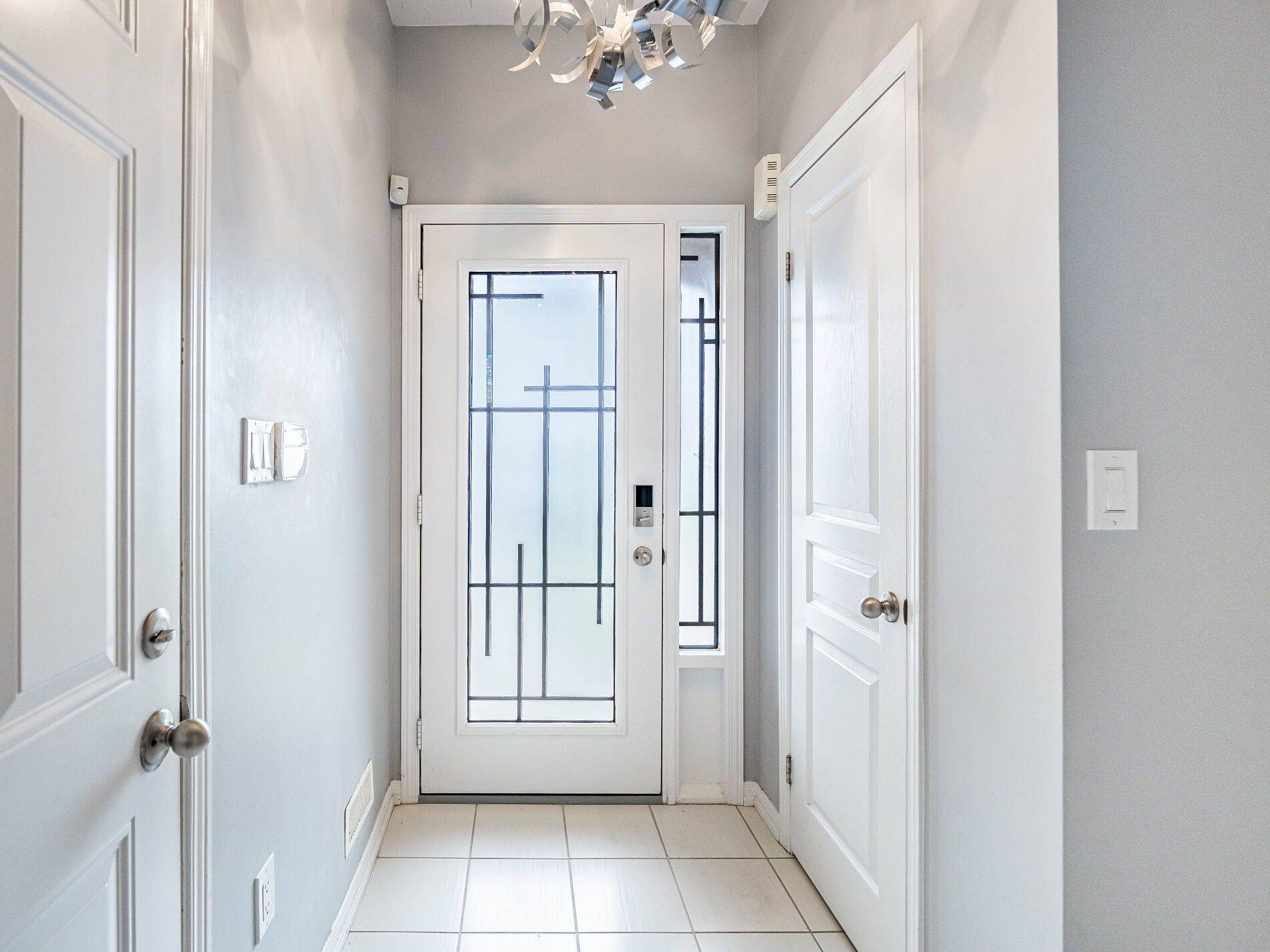 Lincoln, ON L0R 1B2,5043 Serena DR