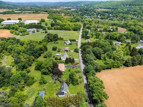 Greenwich Twp., NJ 08804,705 Warren Glen Rd