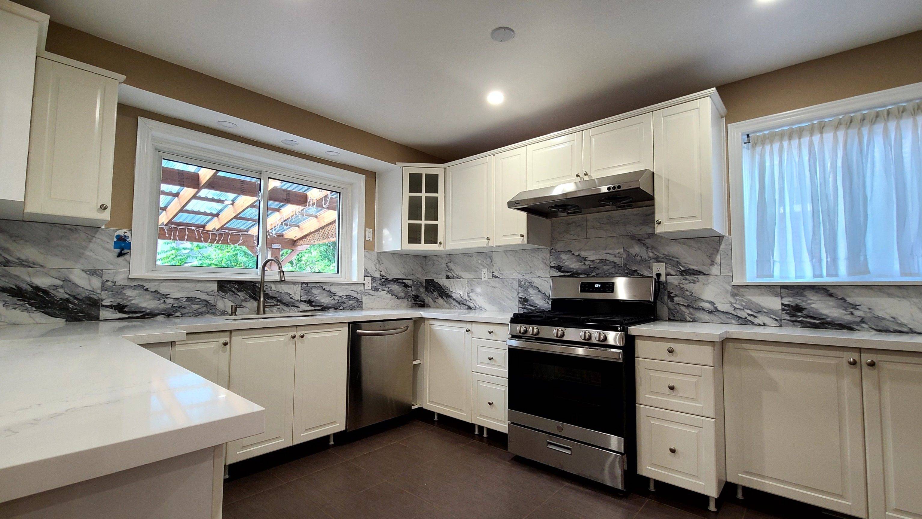 Toronto C15, ON M2J 3M6,10 Painswick CRES