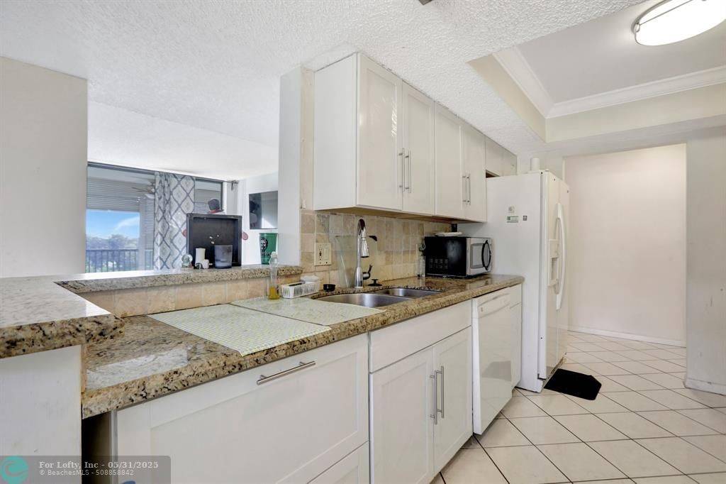 Fort Lauderdale, FL 33319,5570 NW 44th St #518A