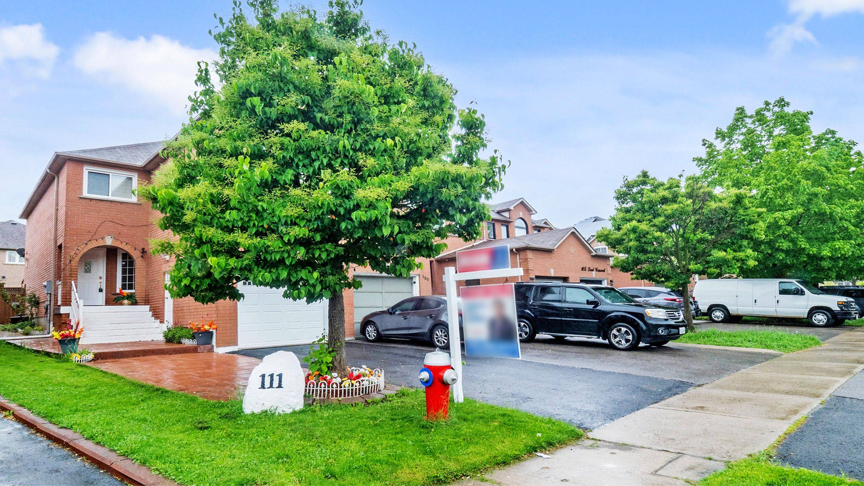 Brampton, ON L6Y 4X7,111 Lent CRES