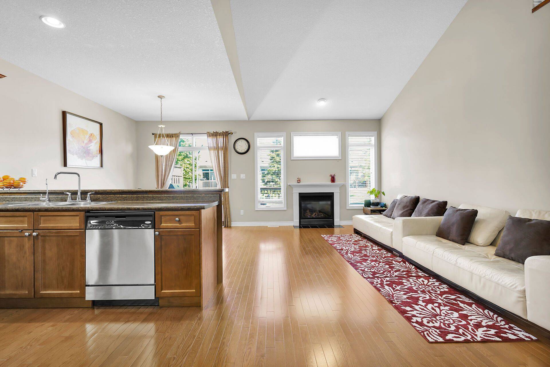 London North, ON N6H 5W8,600 HYDE PARK RD #278