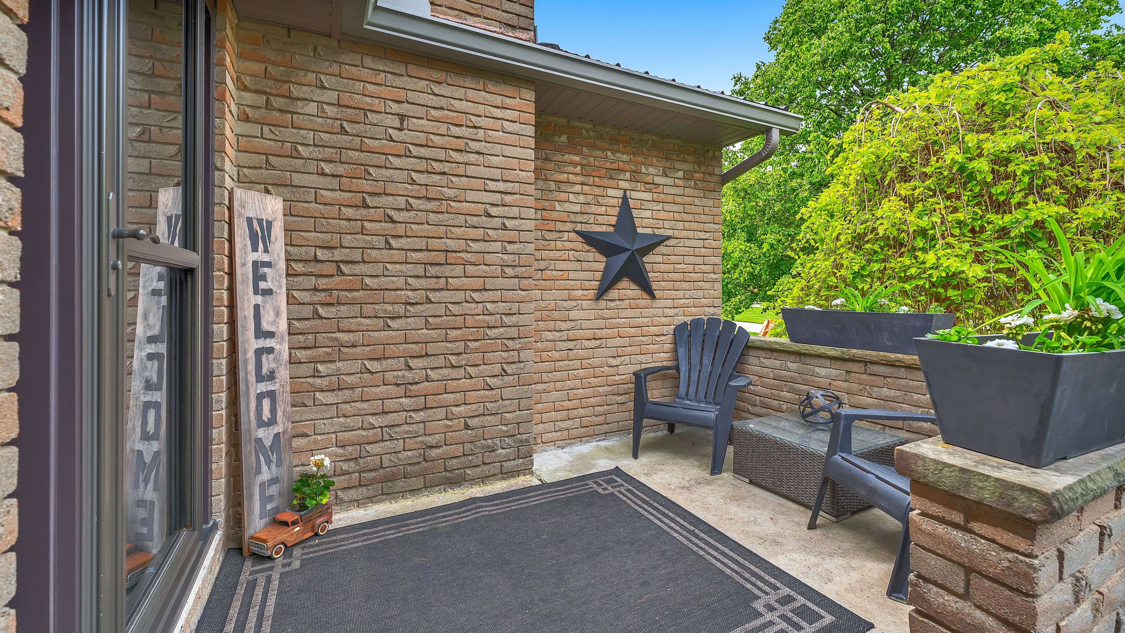 London South, ON N6J 2B2,608 Fox Mill PL