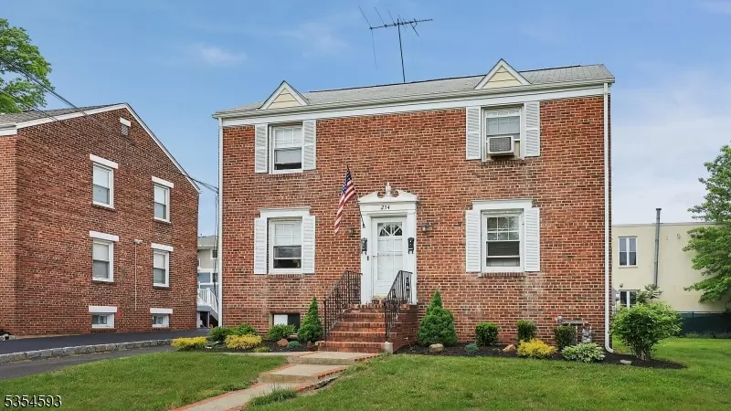 234 Willow Ave, Garwood Boro, NJ 07027