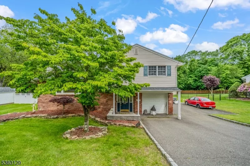 Northvale Boro, NJ 07647,415 Briarwood Ln