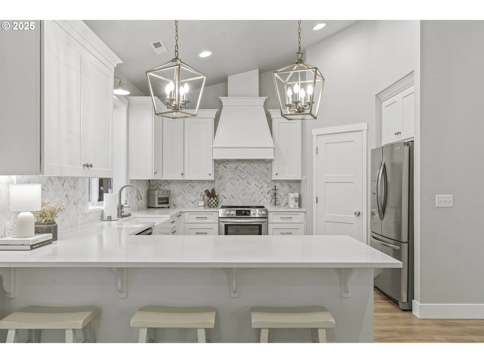 Castle Rock, WA 98611,305 THIMBLEBERRY DR