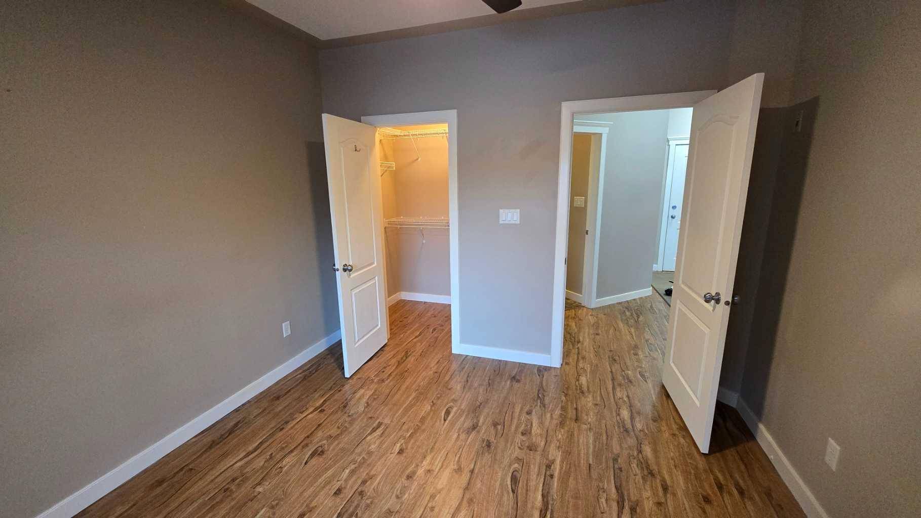 Calgary, AB t3h 5x4,20 Discovery Ridge Close Southwest #240