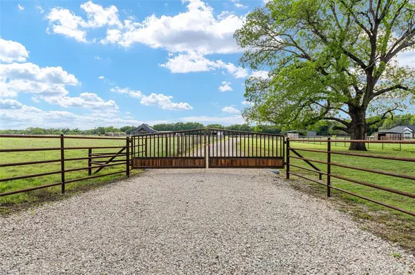 Lipan, TX 76462,11200 Light Road