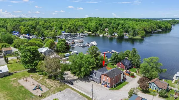 Rideau Lakes, ON K0G 1V0,17 Water ST W