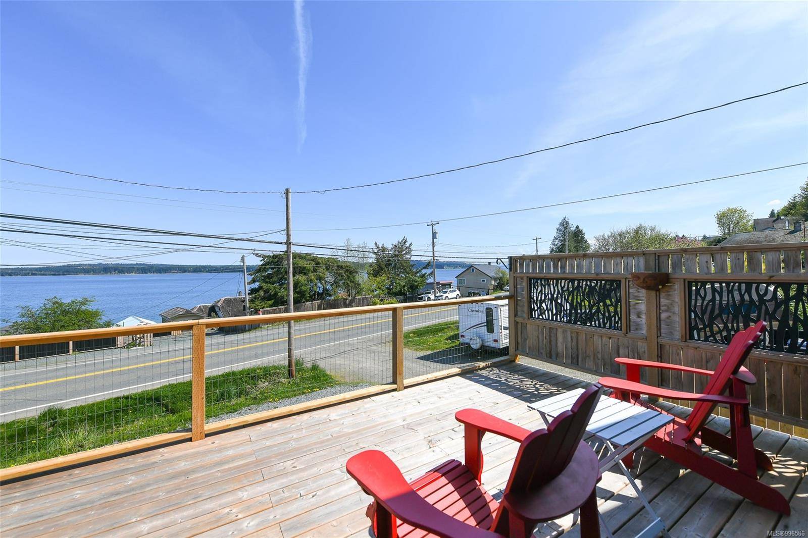 Union Bay, BC V0R 3B0,5693 Island Hwy S